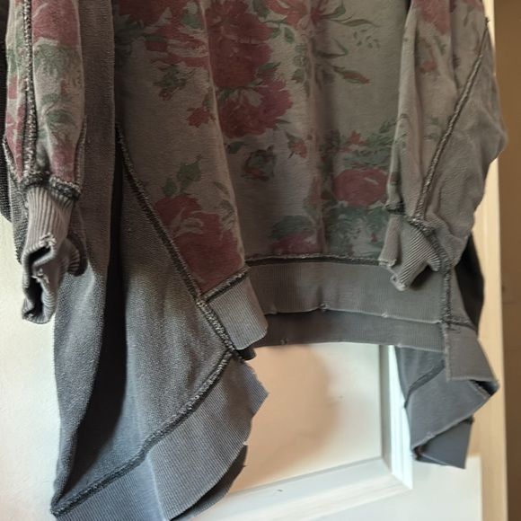 We the Free Sweatshirt - Picture 6 of 10